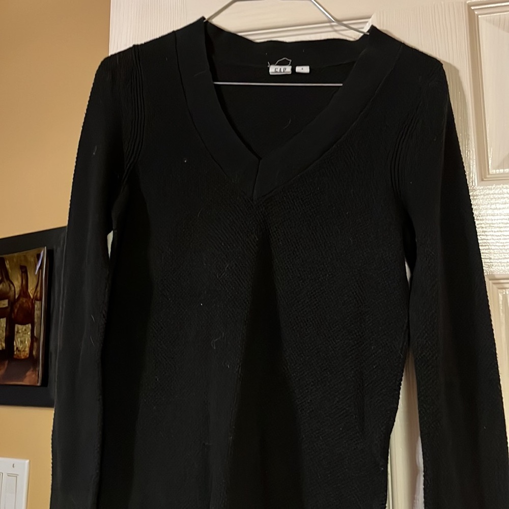 2 gap sweaters - Picture 5 of 10